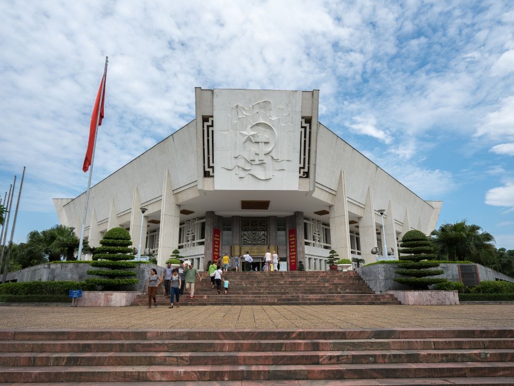 Museu de Historia Militar do Vietname em Hanoi